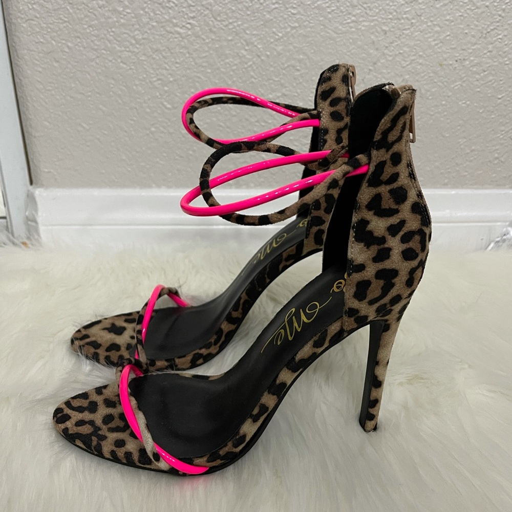 Leopard print hot pink Heel